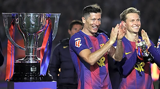 ‘We’ll miss him terribly’ – Frenkie de Jong talks Robert Lewandowski’s Barcelona exit