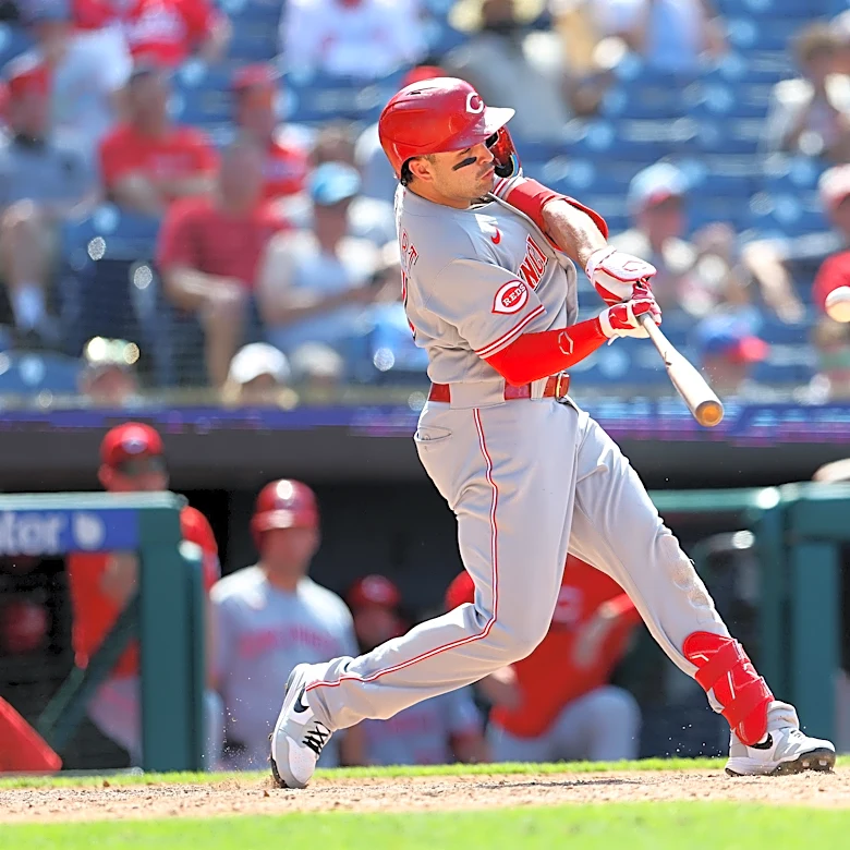 Sal Stewart smashes Reds past Phillies in 9-4 victory