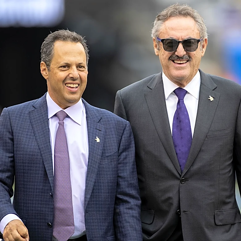 Report: Vikings Narrow GM List to Final Five