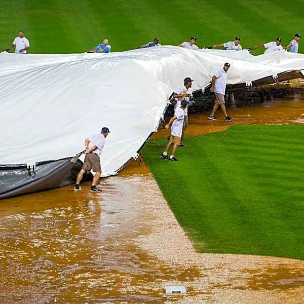 Yankees, Blue Jays in rain delay on Wedneday night