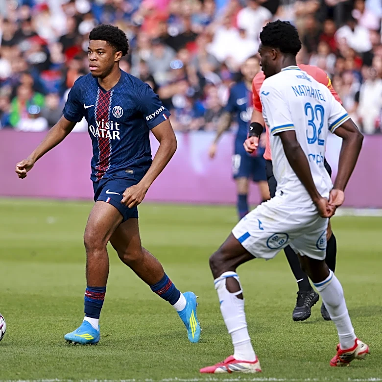 Bayern Munich monitoring PSG youth player