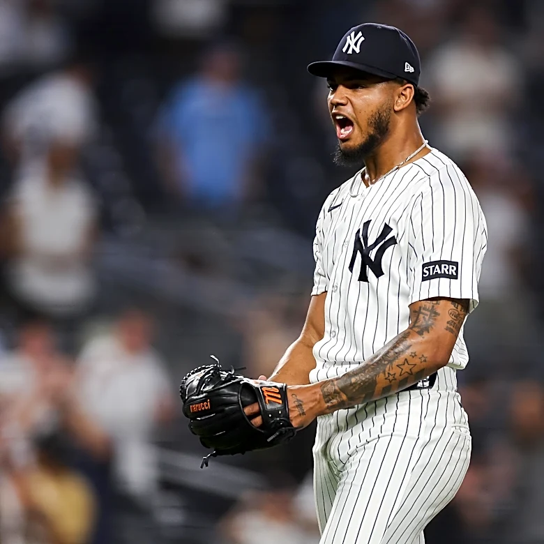 Yankees Sequence of the Week: Camilo Doval (5/19)
