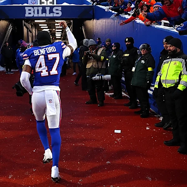 Is Christian Benford a good fit to play more man coverage?