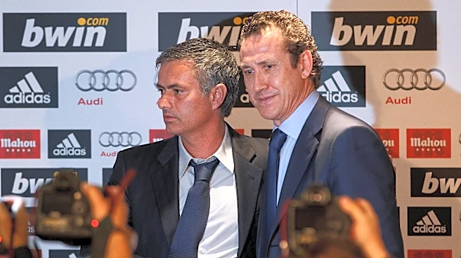 Real Madrid Roundup: Valdano Calls for Dressing Room Revolution, Tebas Talks Elections, Pedro León Retires
