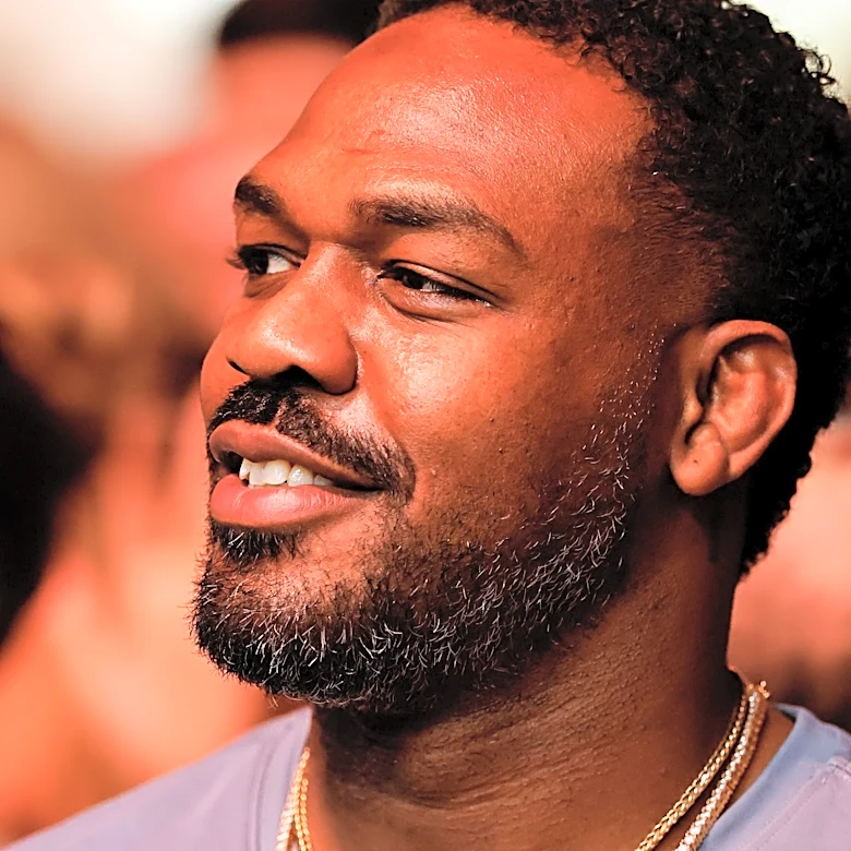 Jon Jones headed to Russia for possible boxing career
