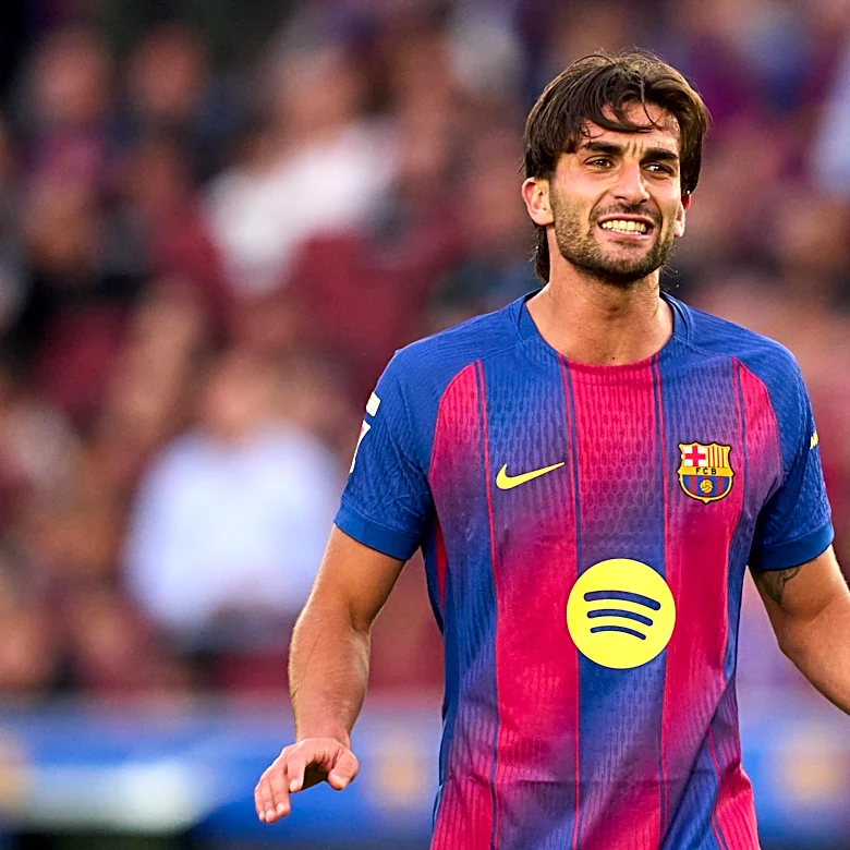 How will Barcelona line up against Valencia in the La Liga season finale?