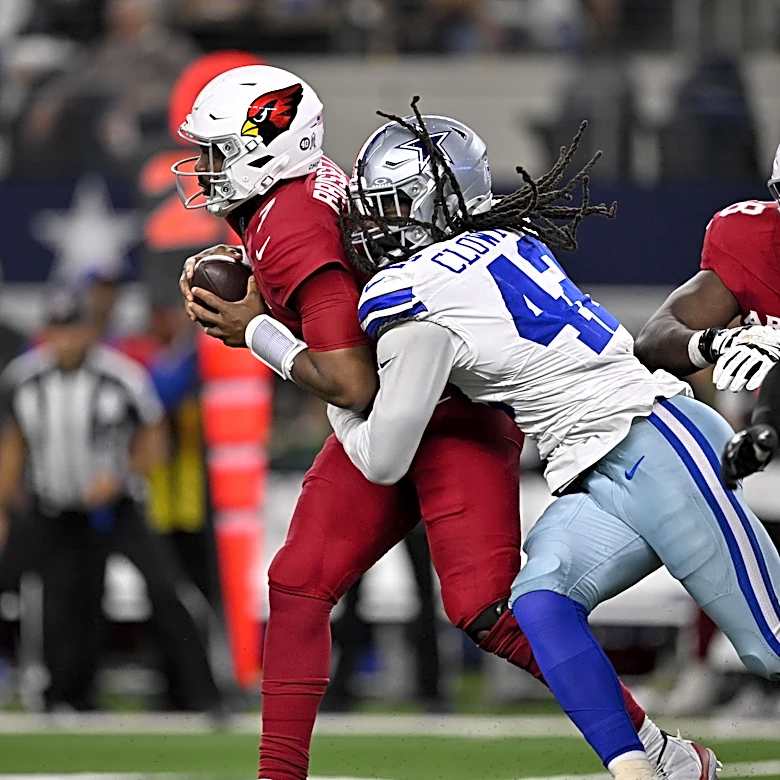ESPN suggests unlikely free agent signing for Detroit Lions, Pro Bowl defensive end