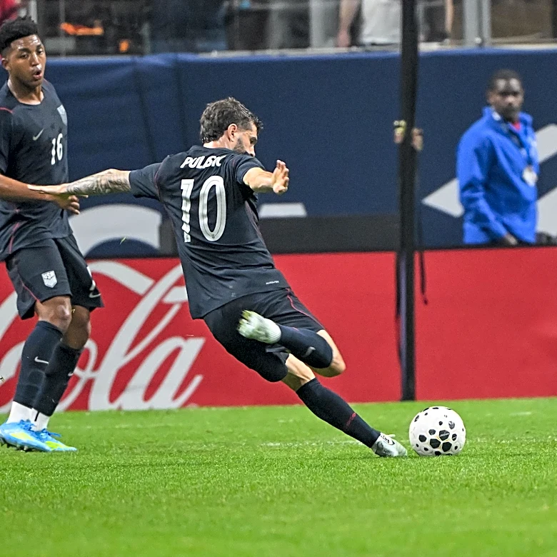 Should Christian Pulisic move from AC Milan after the World Cup?