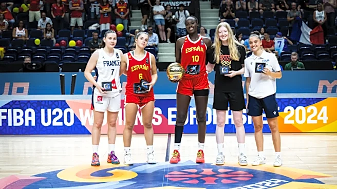 Marine Dursus commits to UConn women’s basketball