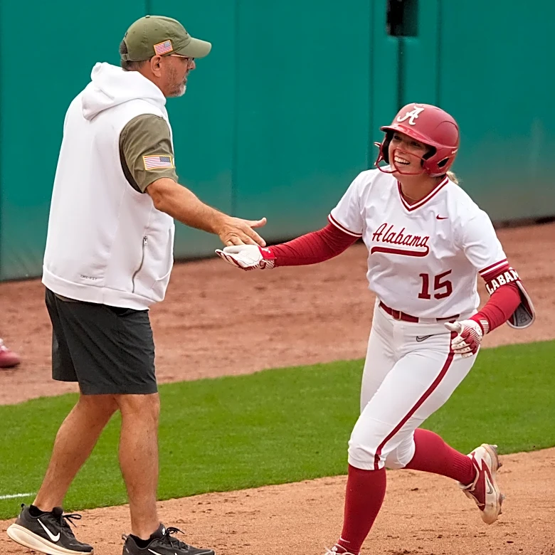 NCAA Softball Tournament: Super Regional – Alabama vs LSU Preview