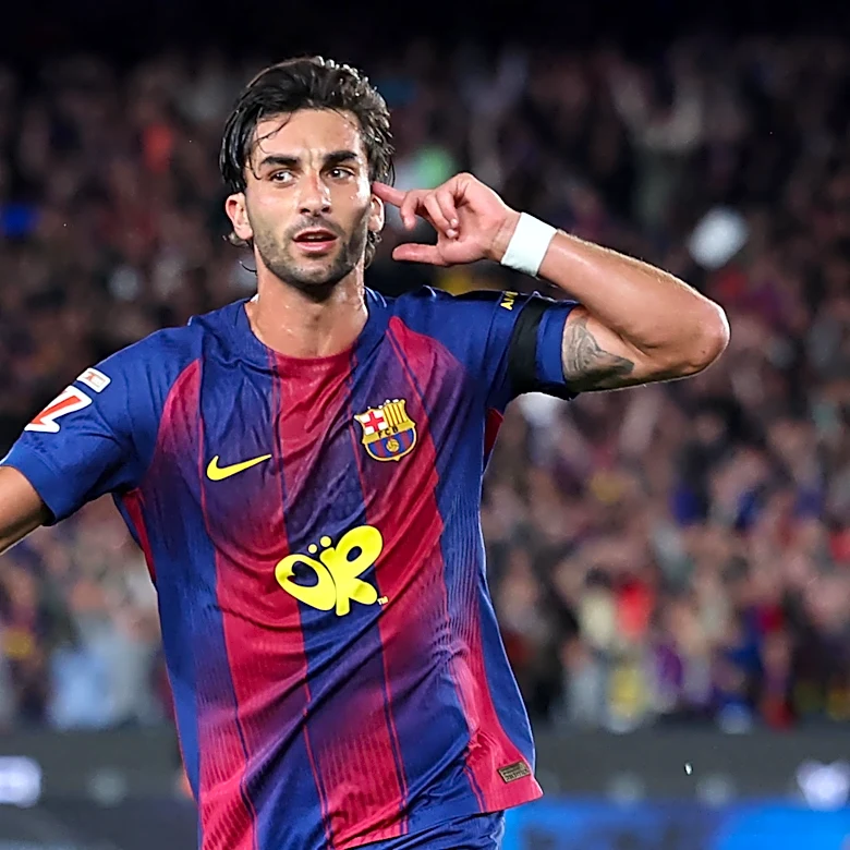 ‘We’ll talk about it later’ – Barcelona in no rush to discuss Ferran Torres’ future