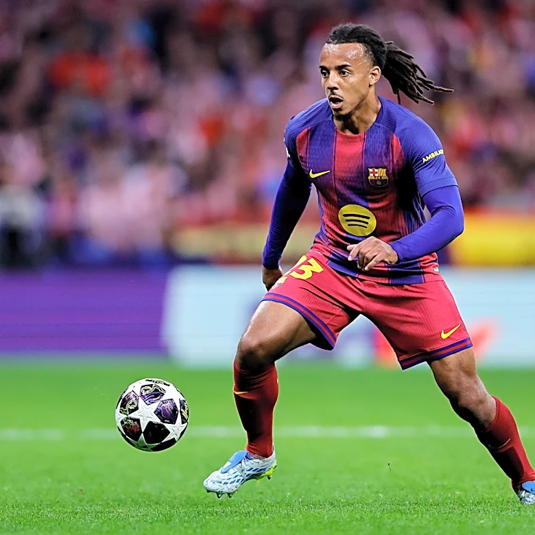 Hansi Flick explains why Barcelona are being careful with Jules Kounde