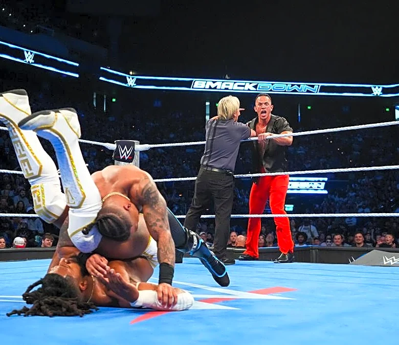SmackDown? More like Friday Night Shenanigans