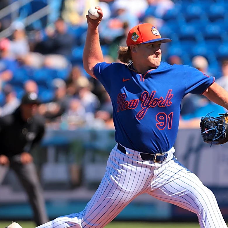 Mets call up Jonathan Pintaro, send down Zach Thornton