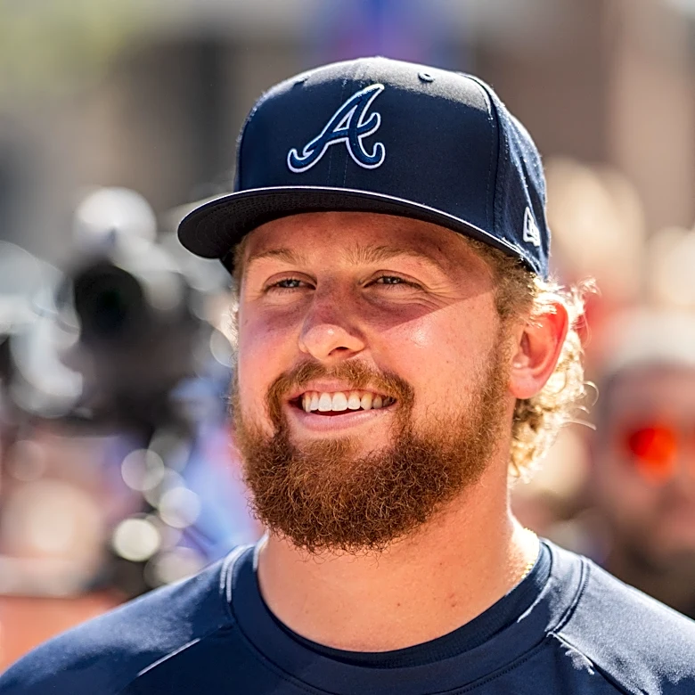 Spencer Schwellenbach throwing, progressing in injury rehab