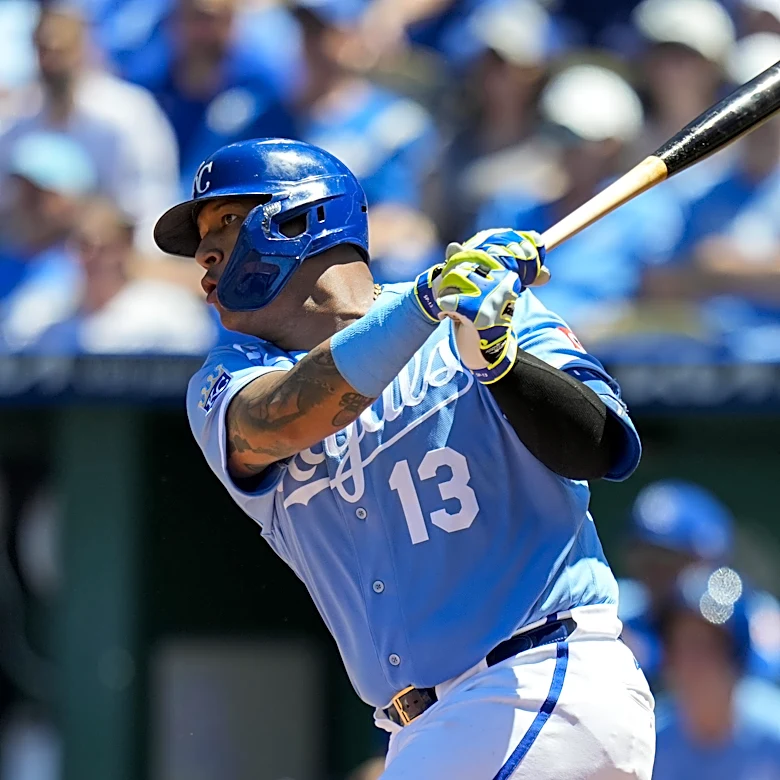 Salvy leads the charge, Royals take series against Seattle, 8-6