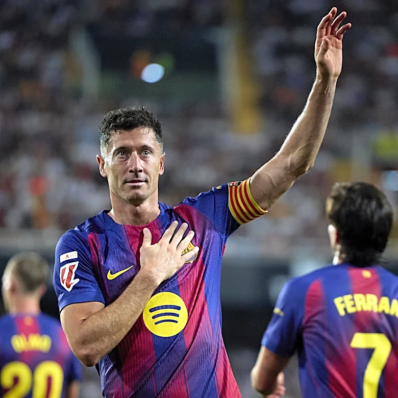 Just who is going to replace Robert Lewandowski at Barcelona?