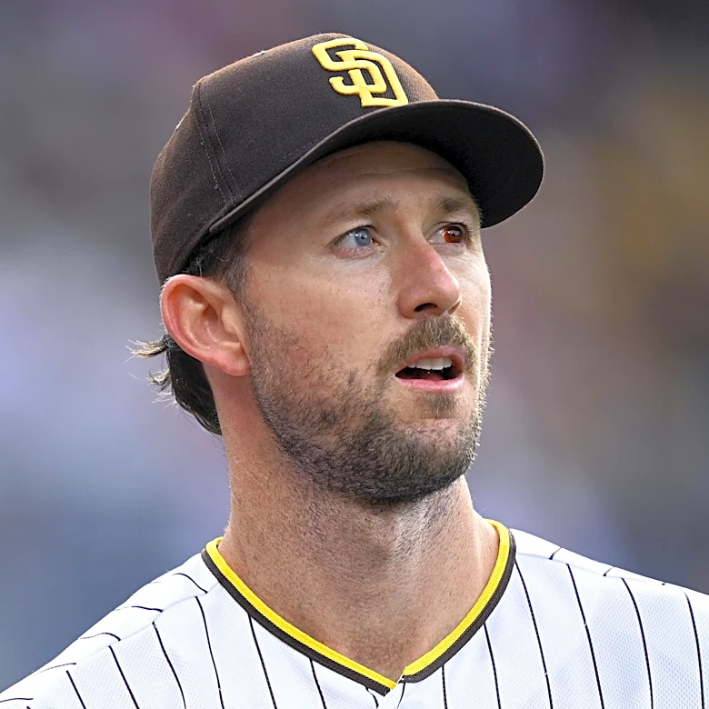 San Diego somehow finds way to lose, 0-for-10 with RISP