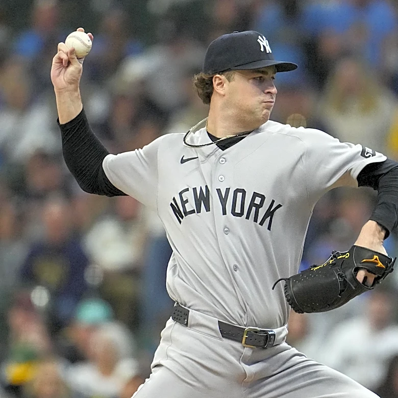 New York Yankees @ Kansas City Royals: Cam Schlittler vs. Bailey Falter