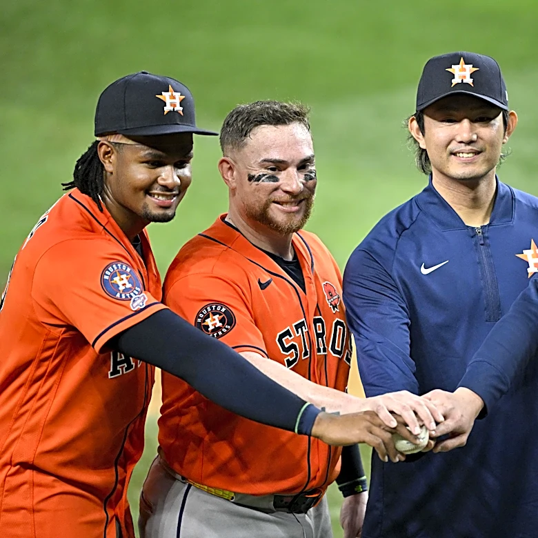 MLB News Outside The Confines: A no-hitter in Houston