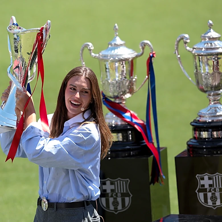 ‘The perfect moment’ – Tearful Alexia Putellas opens up on decision to leave Barcelona