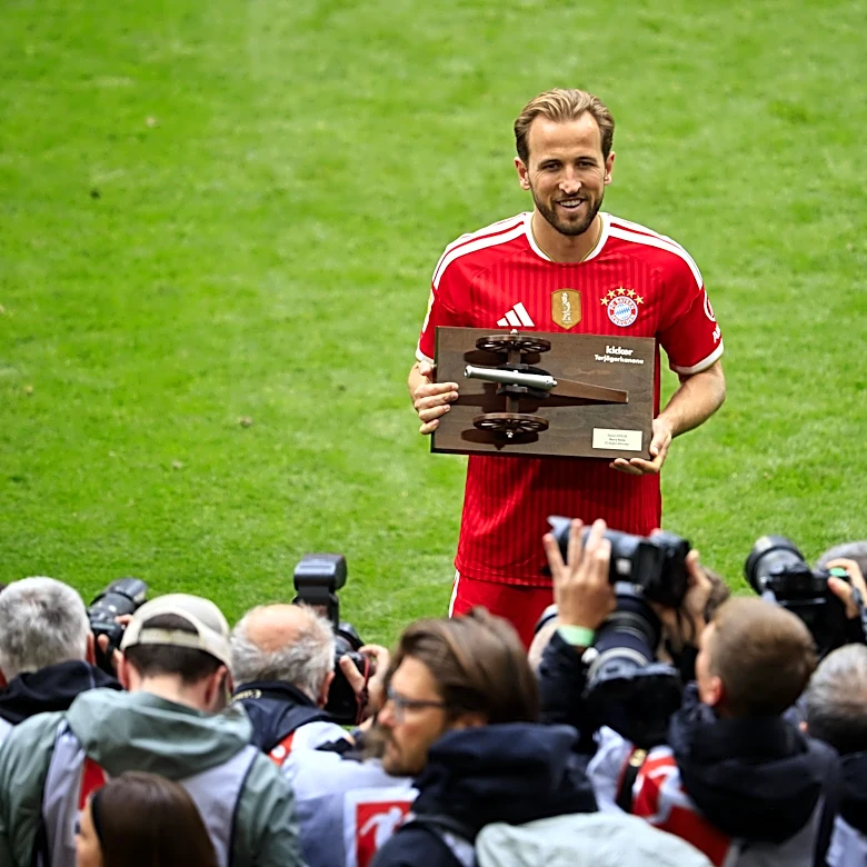 Harry Kane smashes English goal-scoring records in European top flight