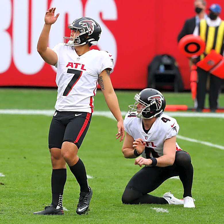 Jets trade Irv Charles to Seattle Seahawks, sign Younghoe Koo