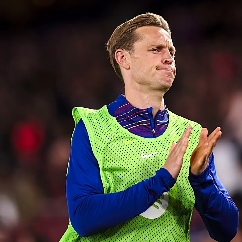 Frenkie de Jong debate resurfaces – is he still a nailed on starter for Barcelona?