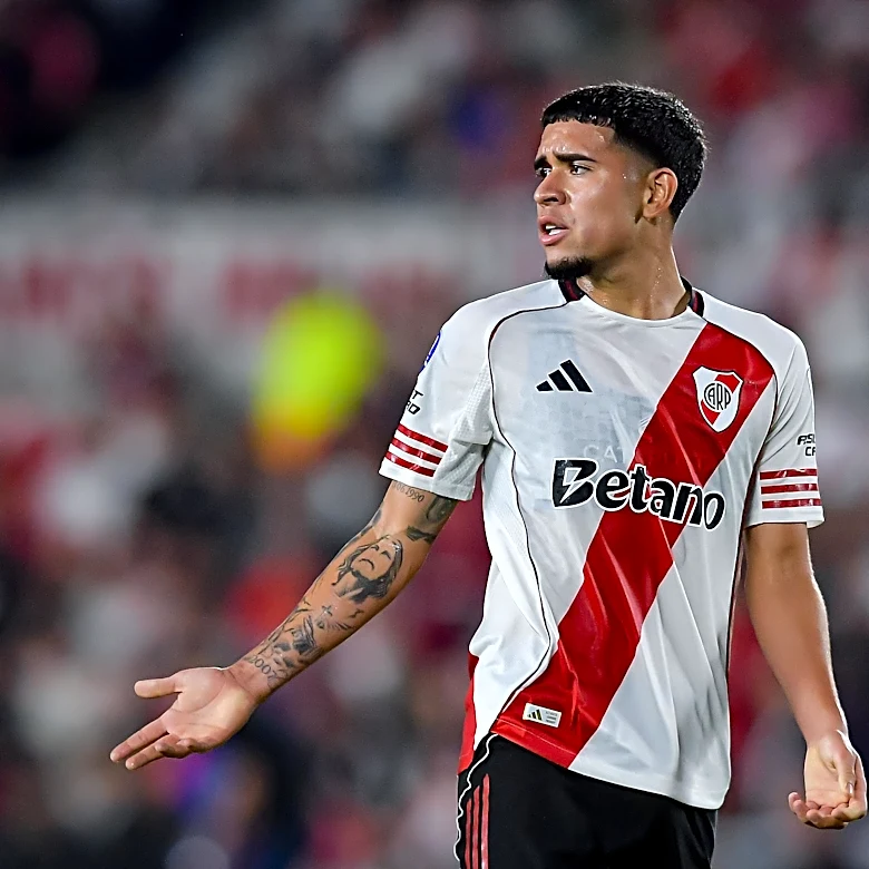 Kendry Páez facing uncertain future as Chelsea evaluate disappointing River Plate loan — reports