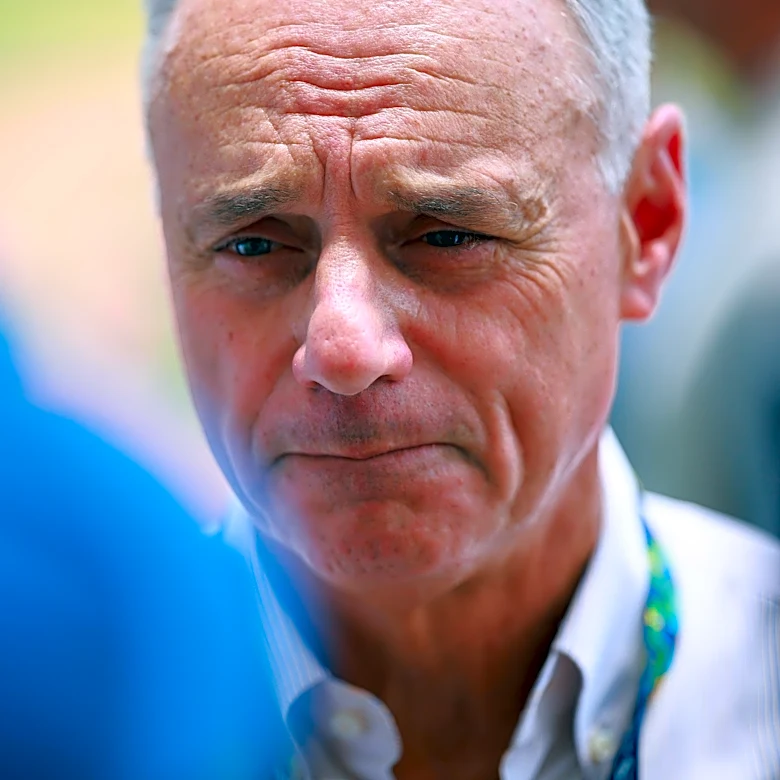 Yankees news: Owners propose salary cap and floor