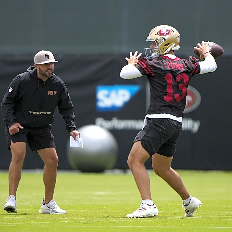 Is 49ers’ QB Brock Purdy a better passer inside or out of the pocket?