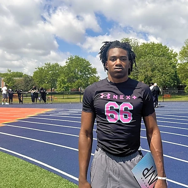 Top edge target talks upcoming official visit to Michigan Football