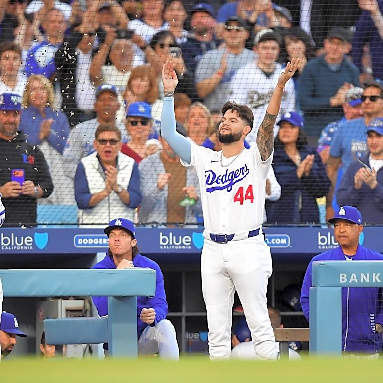 Dodgers hit 4 solo homers, hand Zack Wheeler first loss