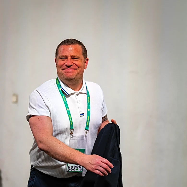 Bayern Munich’s Max Eberl looks to secure transfers for just one or two positions