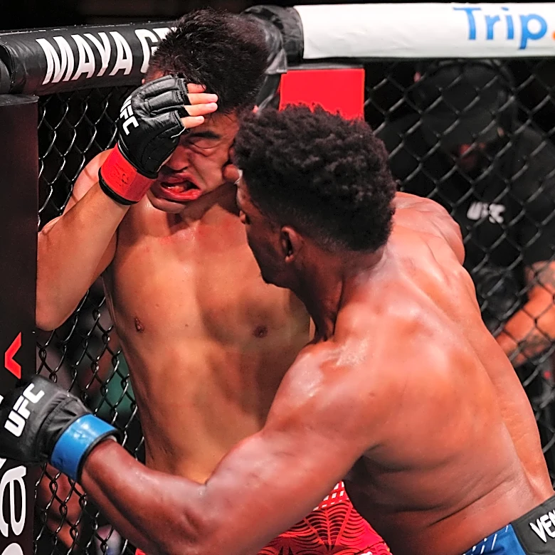 Highlights! ‘Atomic’ Alonzo Menifield stuns China’s Zhang Mingyang with co-main event TKO | UFC Macau