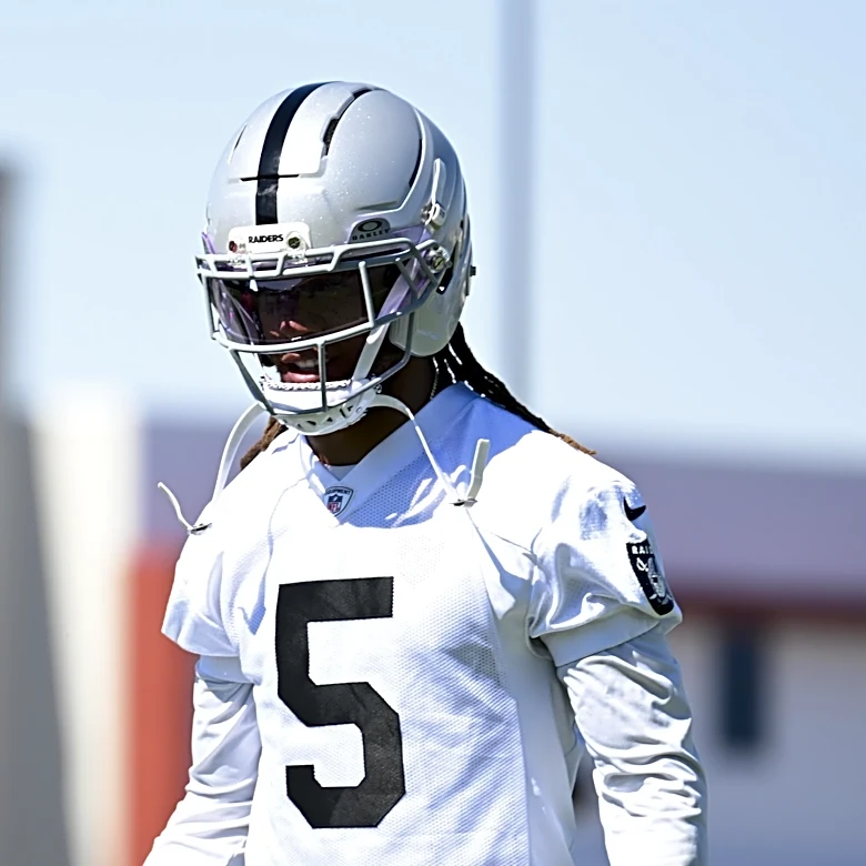 Eric Stokes embracing leader, veteran role for Raiders cornerbacks