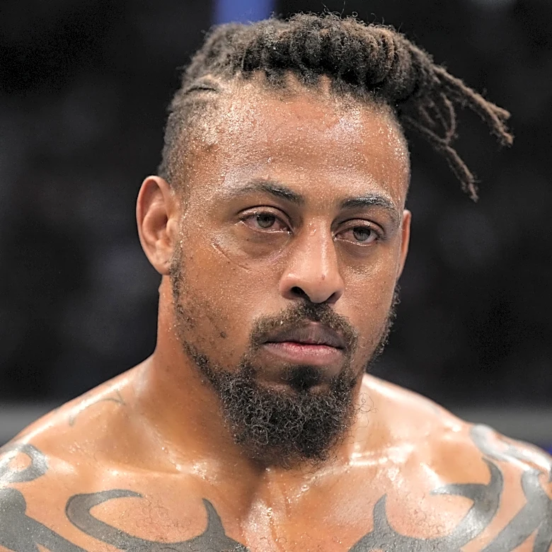 Justice served? Former UFC heavyweight Greg Hardy gets brutally knocked out after 26-pound weight miss | Video