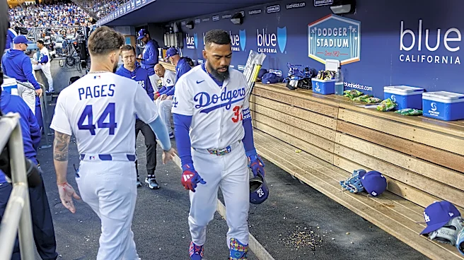 Teoscar Hernández expected to miss a month with hamstring strain