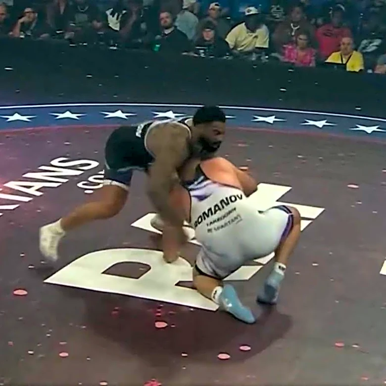 Highlights! UFC-bound Gable Steveson debuts with dominant tech fall over Alexandr Romanov | RAF 09