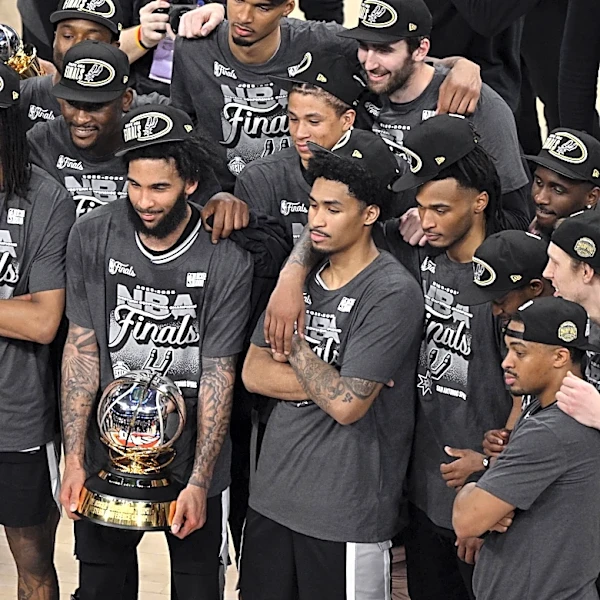 Spurs Game 7 Highlights: Corgi, Alien, Champagnie, oh my!