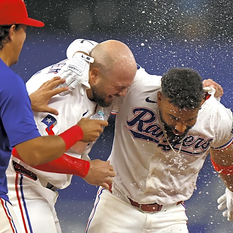 Sunday morning Rangers things