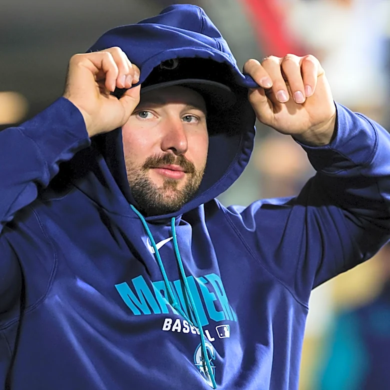 For Cal Raleigh, injury presents a new perspective on the Mariners