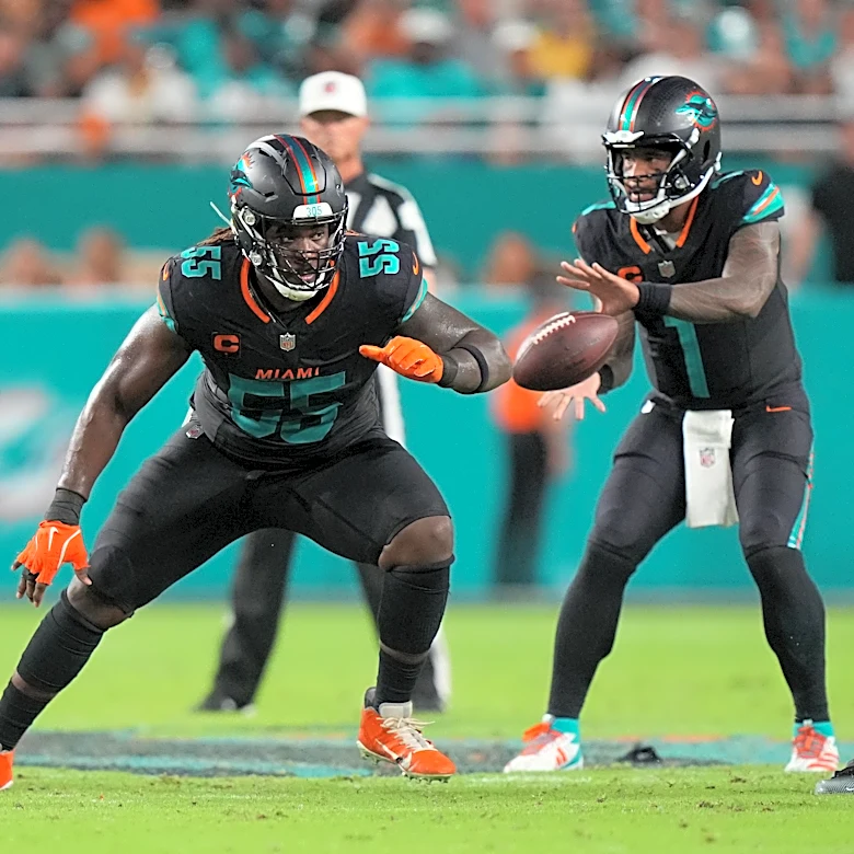 Dolphins 90 in 90: Aaron Brewer dominates middle of line