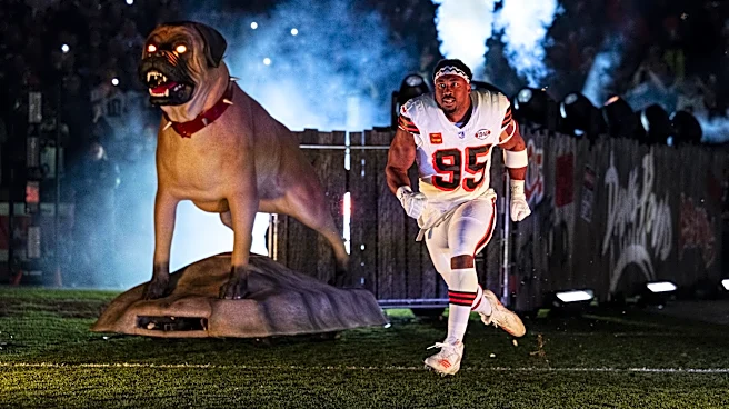 Browns trade Myles Garrett to the LA Rams for player, picks