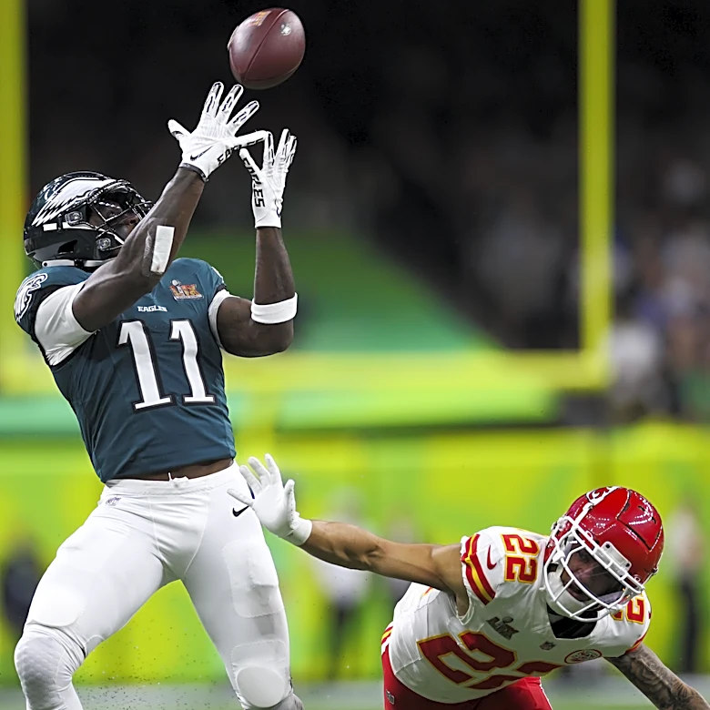 How A.J. Brown trade changes Patriots wide receiver group