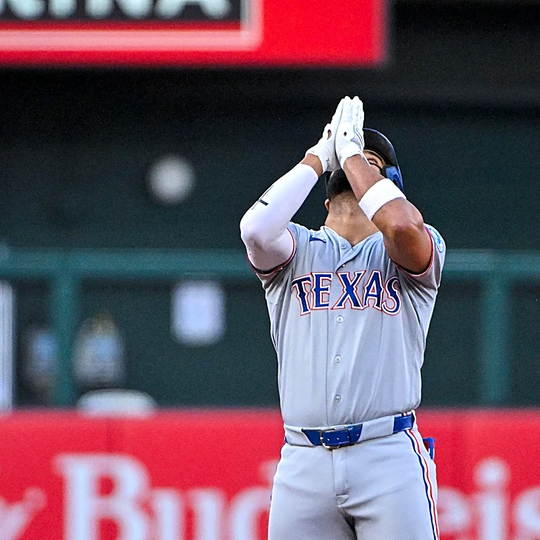 29-31 – Rangers run winning streak to four with 2-1 win over St. Louis