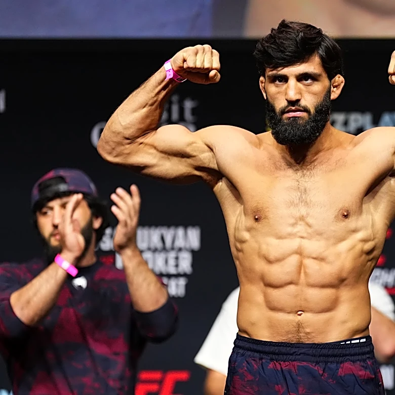 Arman Tsarukyan wants one week’s notice to step in for UFC White House main event