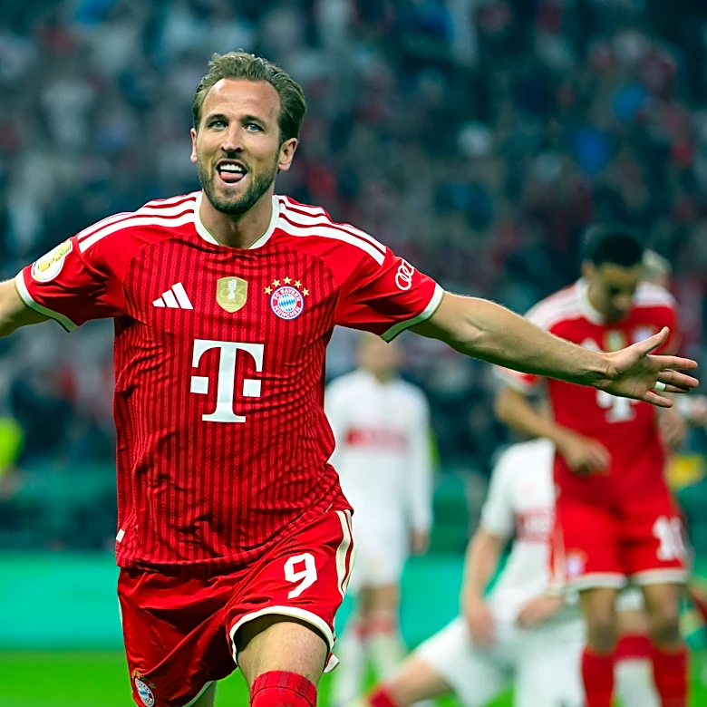 Harry Kane or Julian Alvarez? If you could have either striker leading Barcelona’s line next season, who would you take and why?