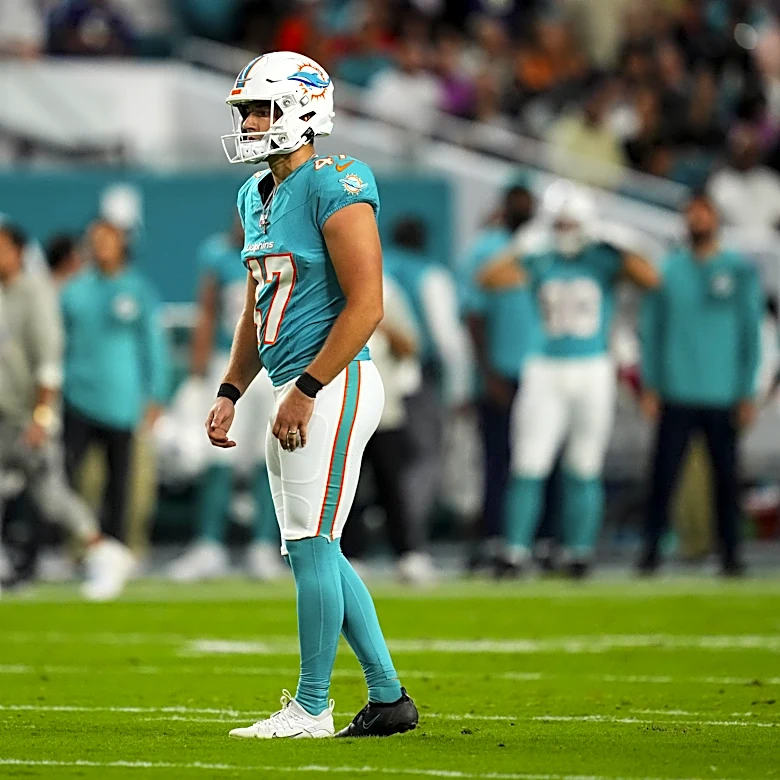 Dolphins 90 in 90: Riley Patterson in kicking battle for training camp