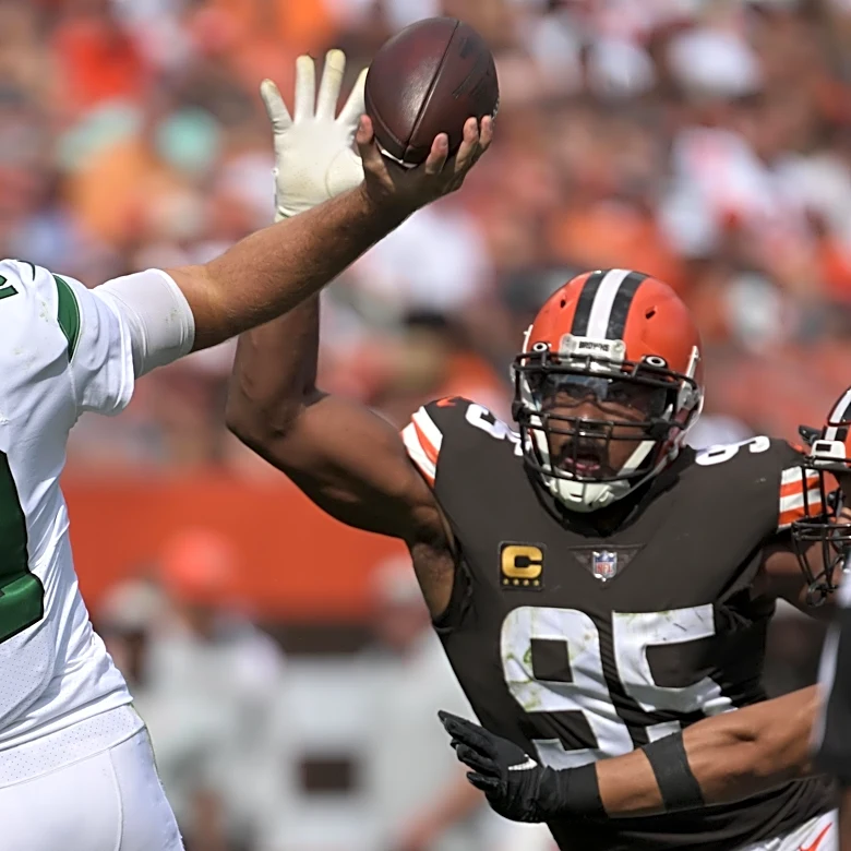 Joe Flacco reacts to the Myles Garrett trade